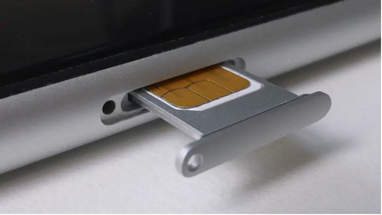how to easily insert a SIM card into your iPhone