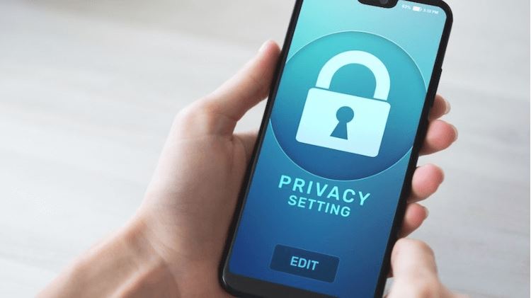 How to make your smartphone stop following you